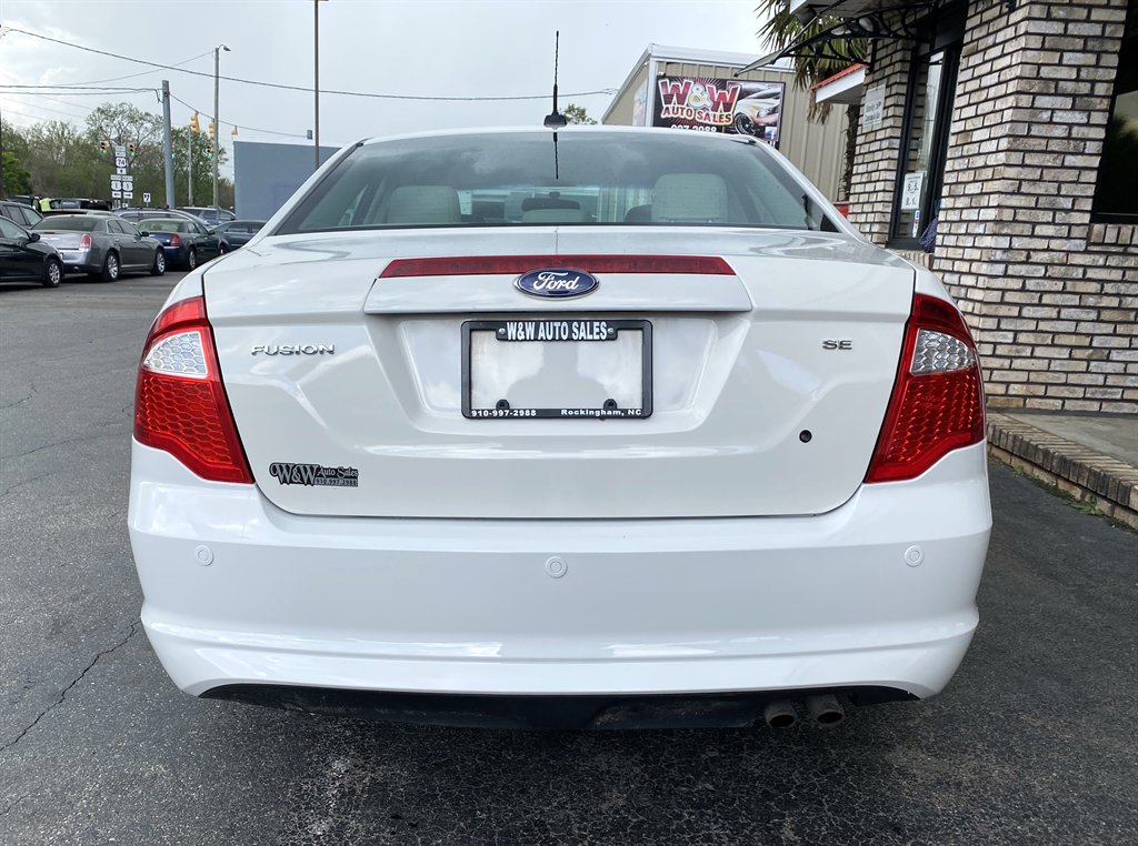 2012 Ford Fusion SE photo