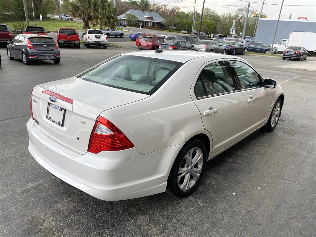 2012 Ford Fusion SE photo