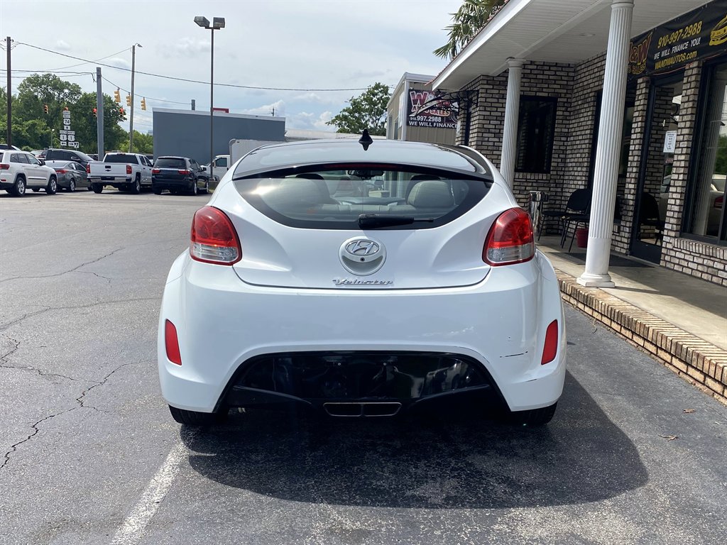 2014 Hyundai Veloster photo