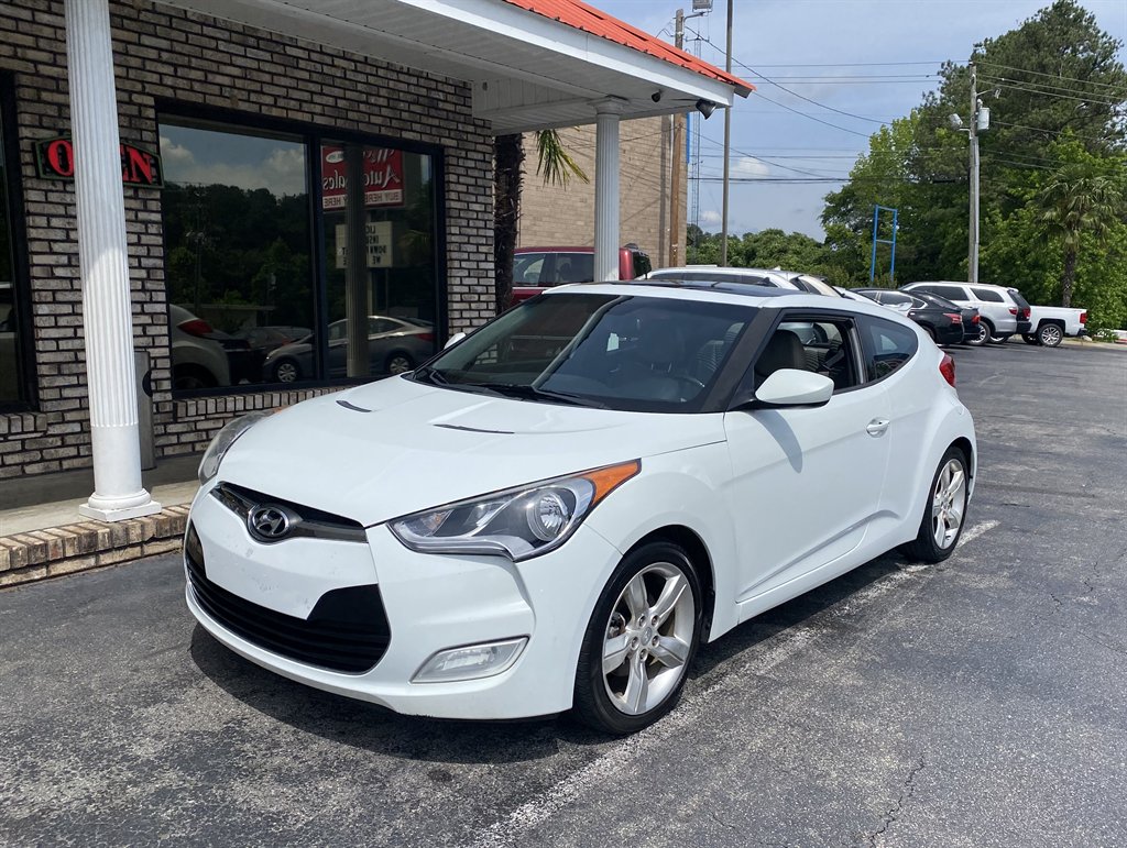 2014 Hyundai Veloster photo