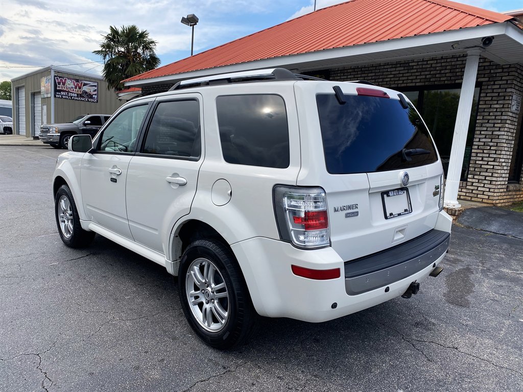 2010 Mercury Mariner Premier V6 photo