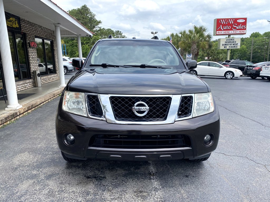 2011 Nissan Pathfinder S photo