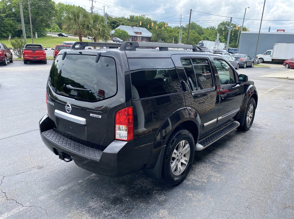 2011 Nissan Pathfinder S photo