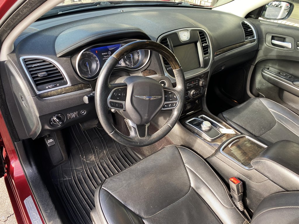 2017 Chrysler 300 - $13,995