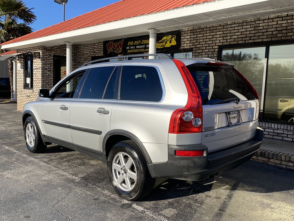 2006 Volvo XC90 - $8,695