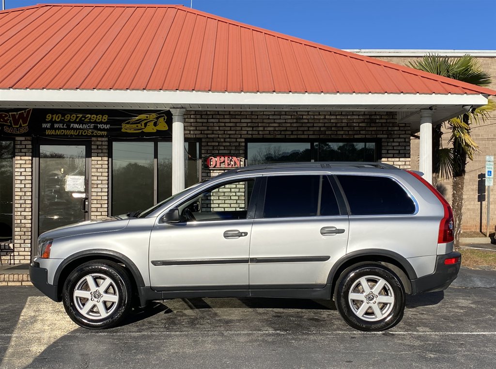 2006 Volvo XC90 - $8,695