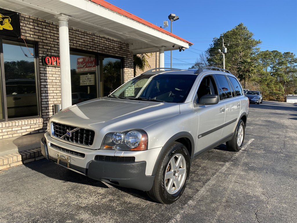 2006 Volvo XC90 - $8,695