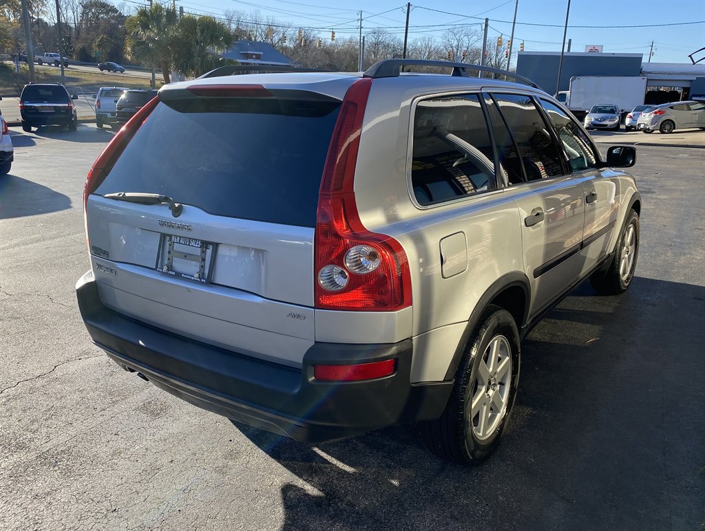 2006 Volvo XC90 - $8,695
