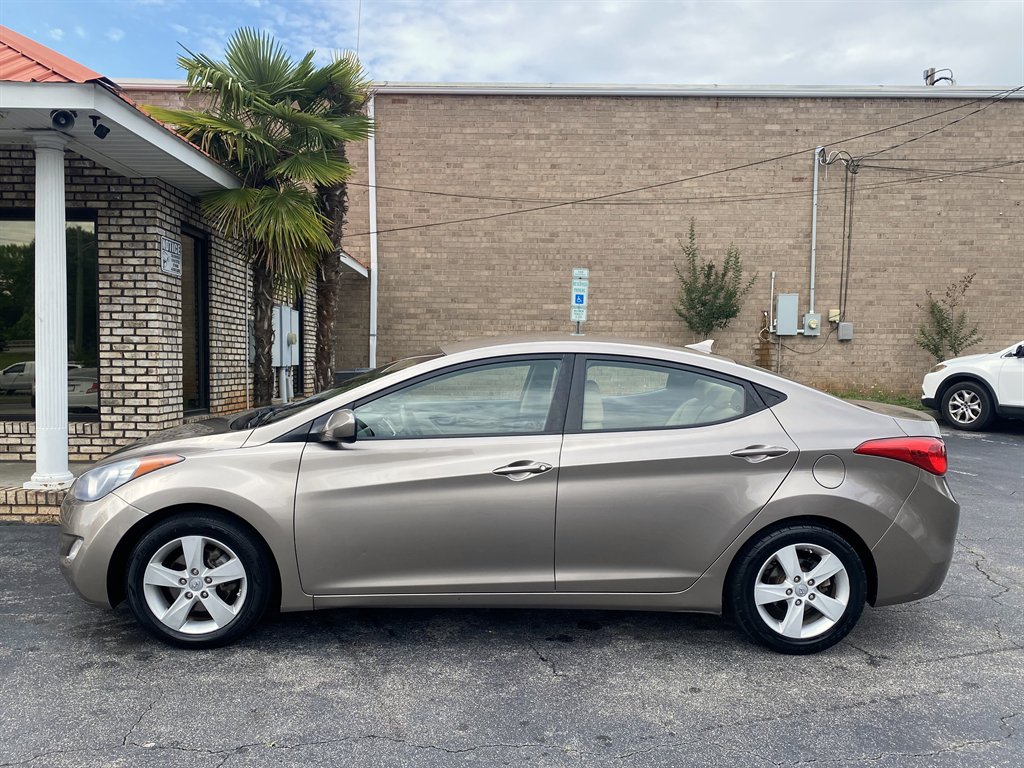 2012 Hyundai Elantra - $9,995