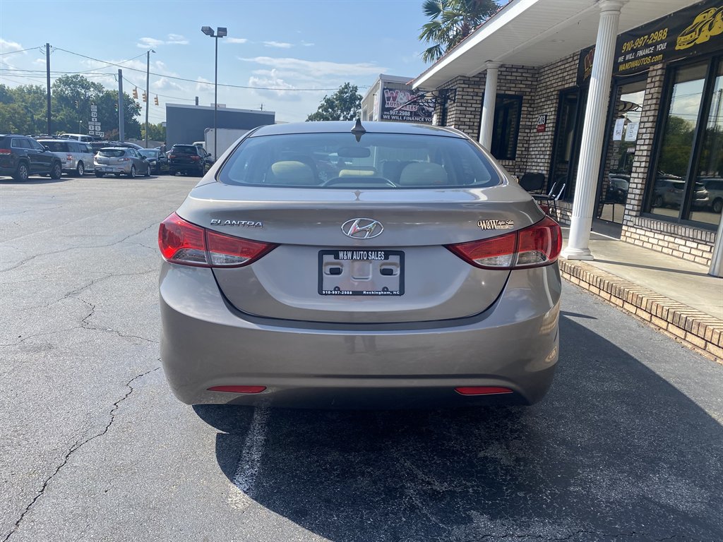 2012 Hyundai Elantra - $9,995