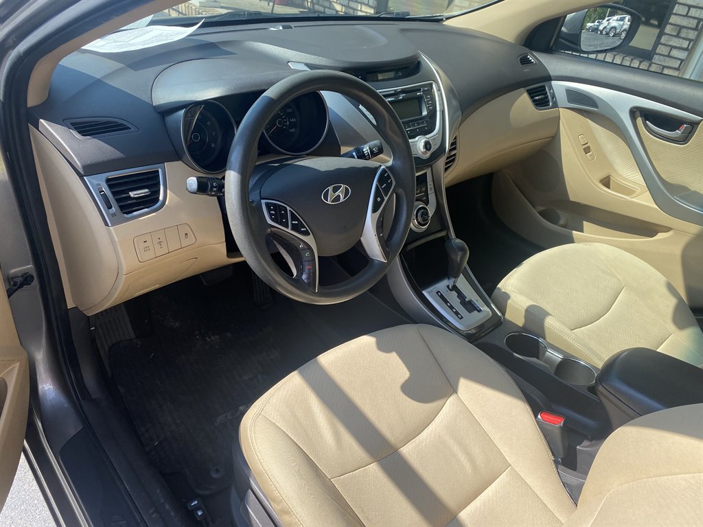 2012 Hyundai Elantra - $9,995