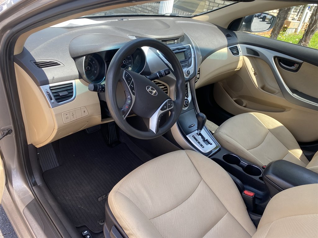 2012 Hyundai Elantra - $9,995