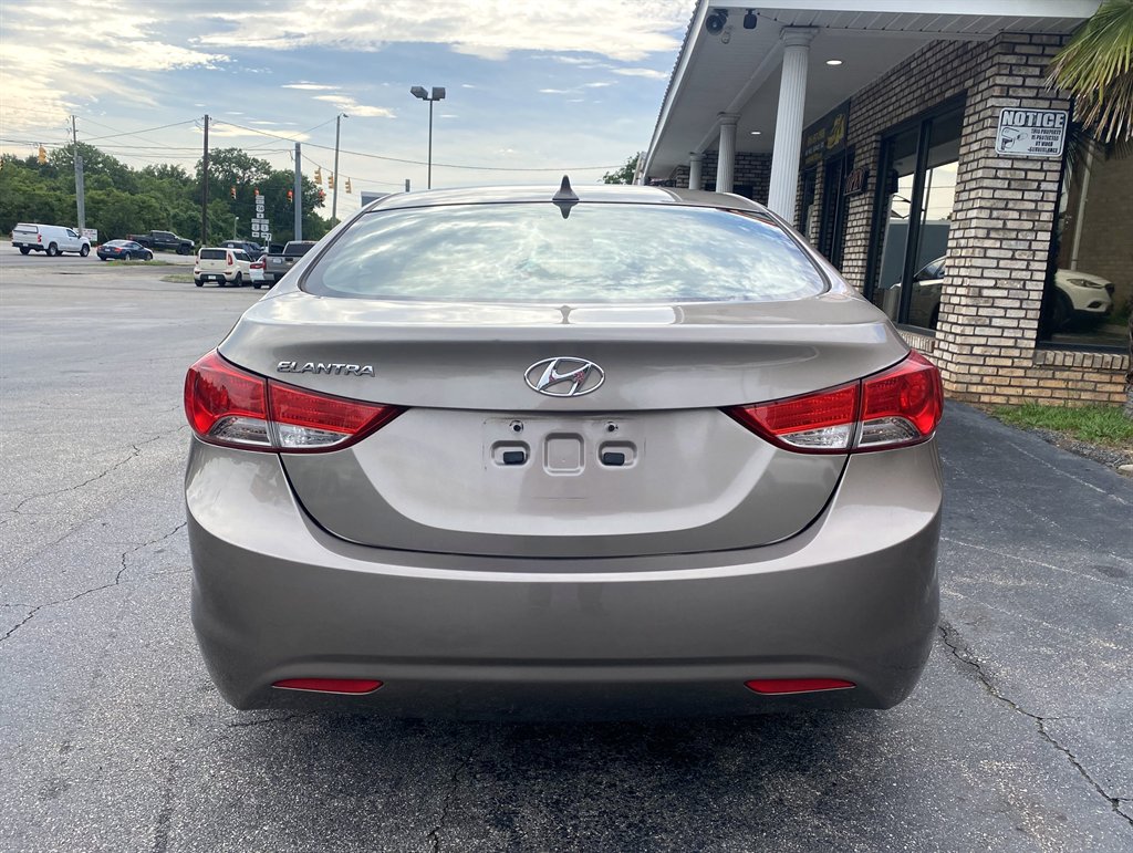 2012 Hyundai Elantra - $9,995