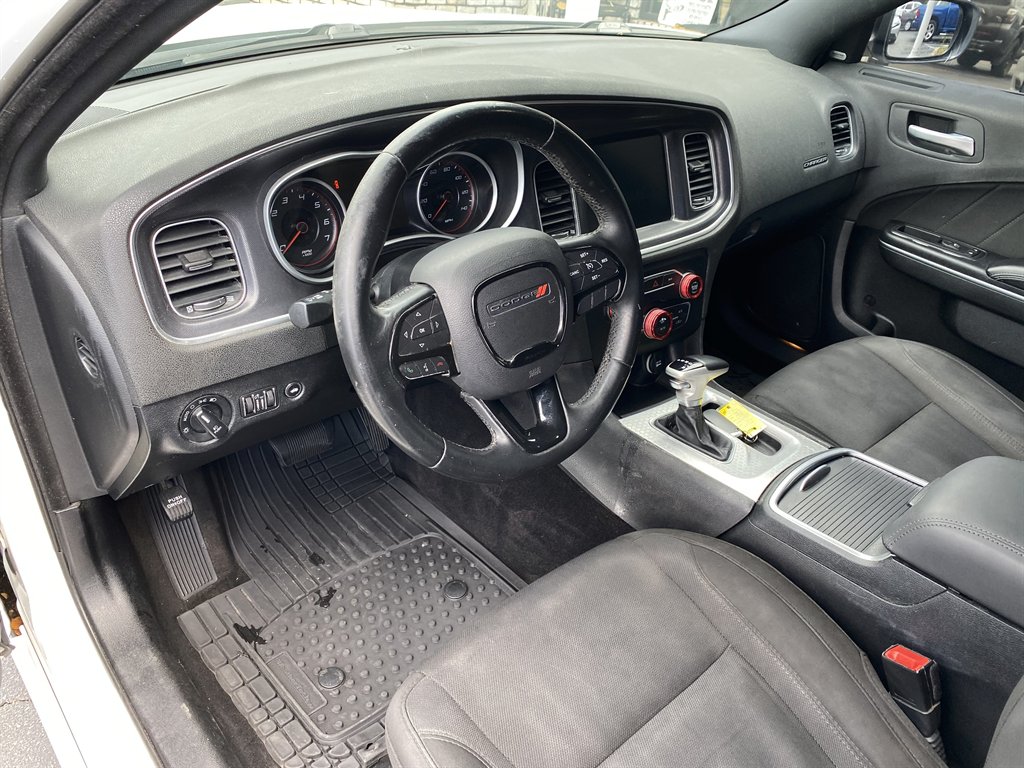 2016 Dodge Charger - $14,995
