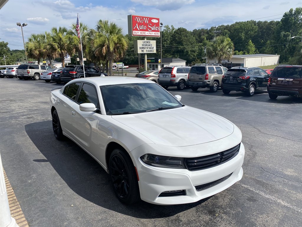 2016 Dodge Charger - $14,995