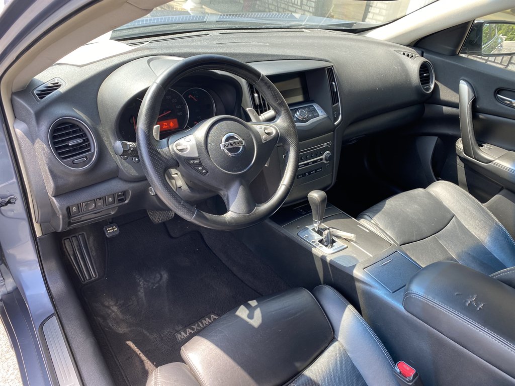 2011 Nissan Maxima - $10,500