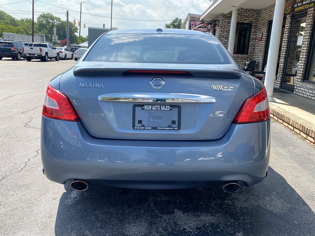 2011 Nissan Maxima - $10,500