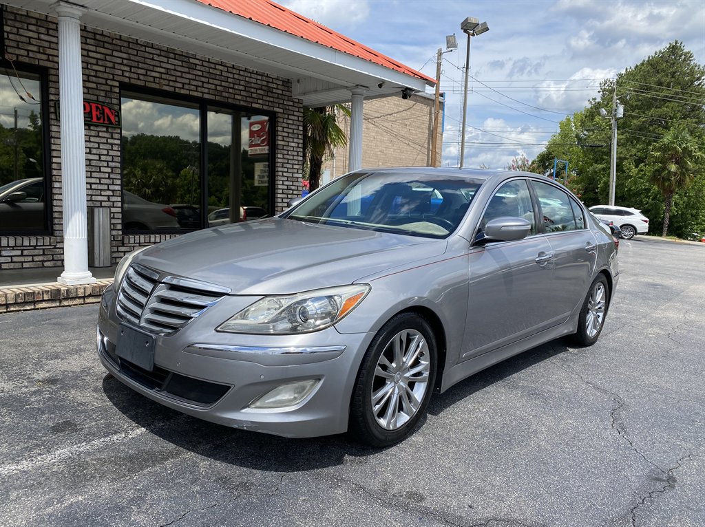 2012 Hyundai Genesis - $8,995