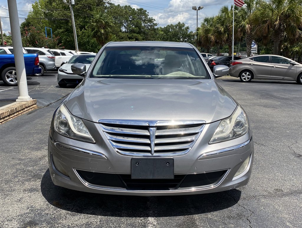 2012 Hyundai Genesis - $8,995