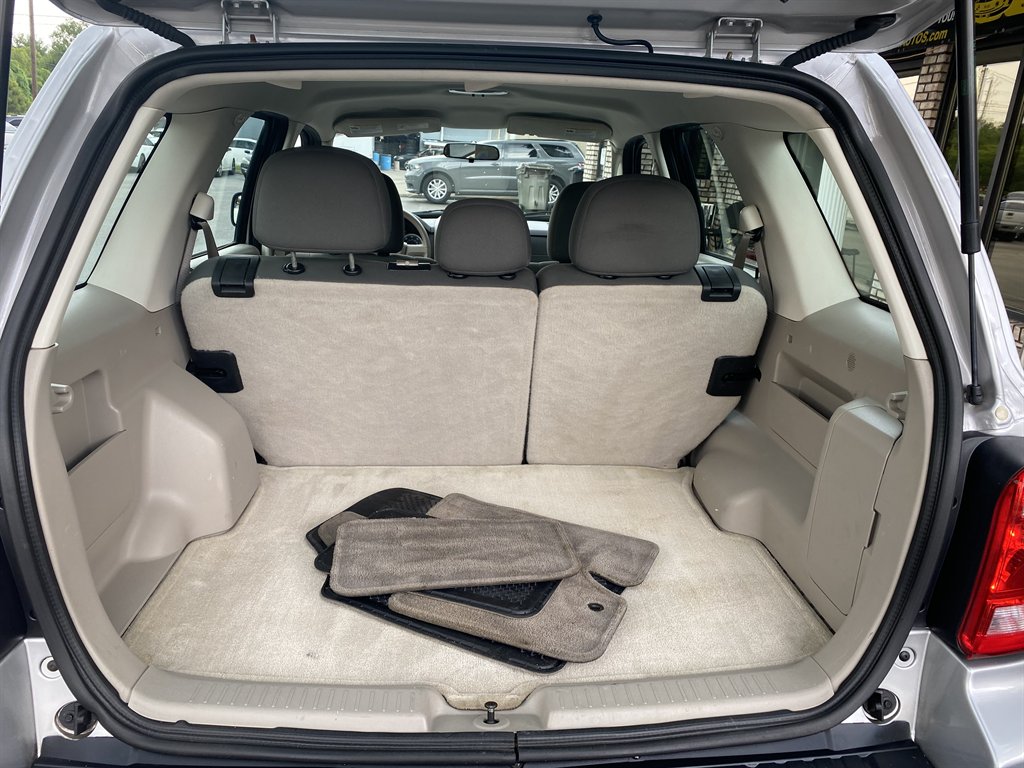 2010 Ford Escape - $7,995