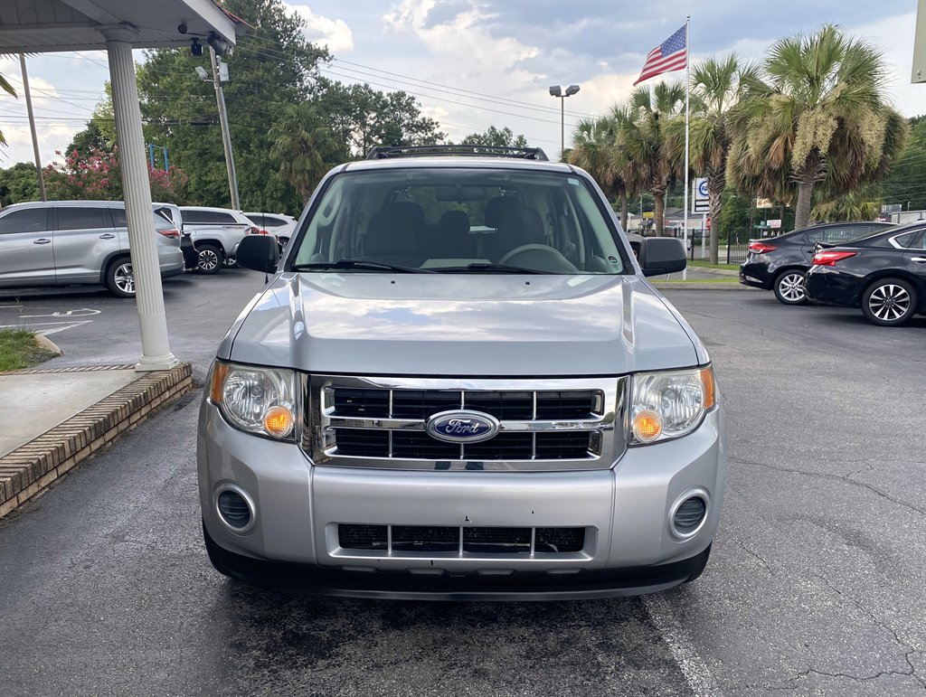 2010 Ford Escape - $7,995