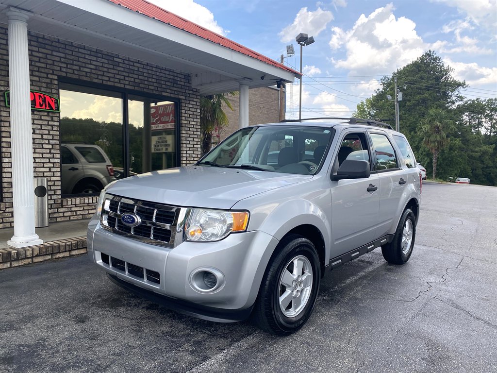 2010 Ford Escape - $7,995