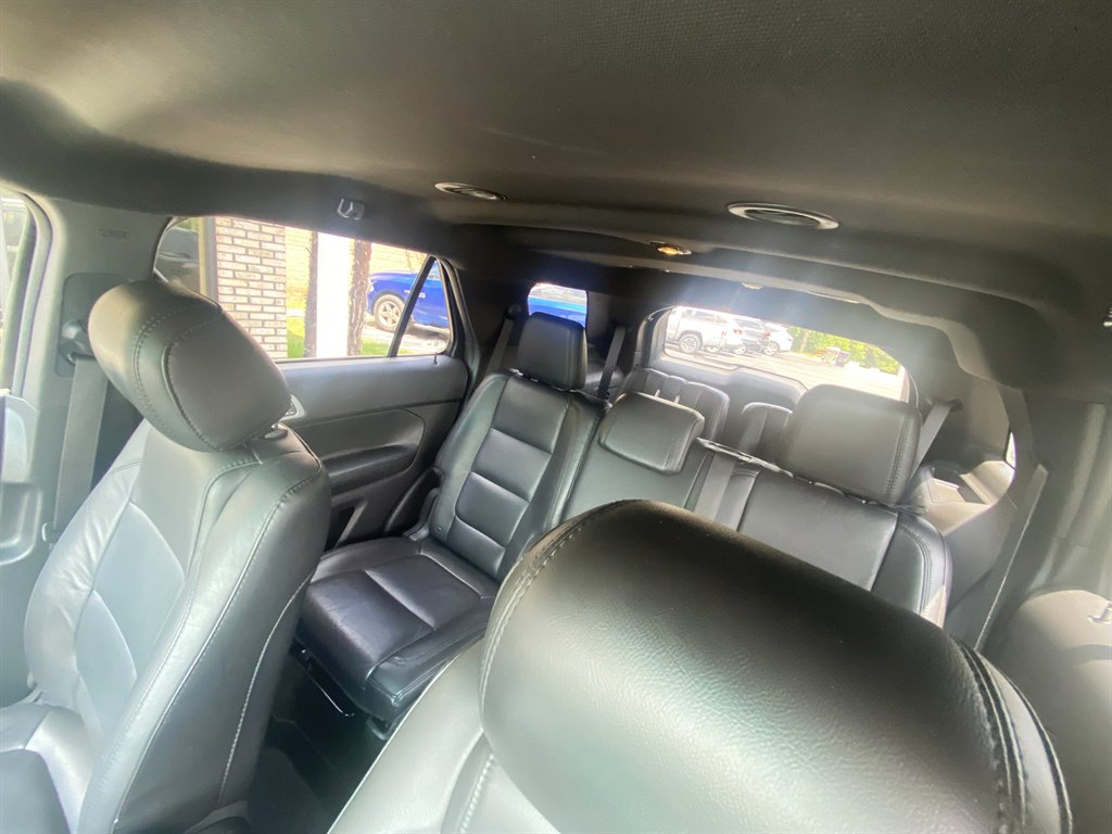 2014 Ford Explorer - $11,995