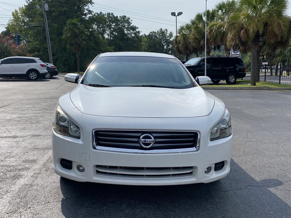 2012 Nissan Maxima - $9,995