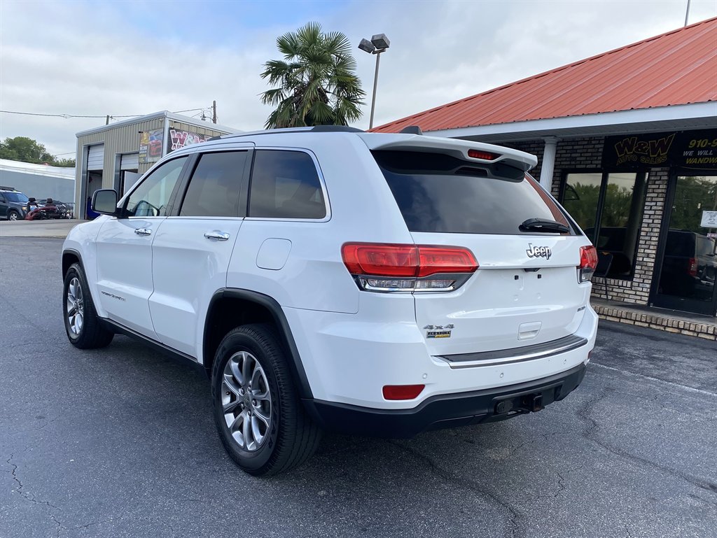 2015 Jeep Cherokee - $10,500