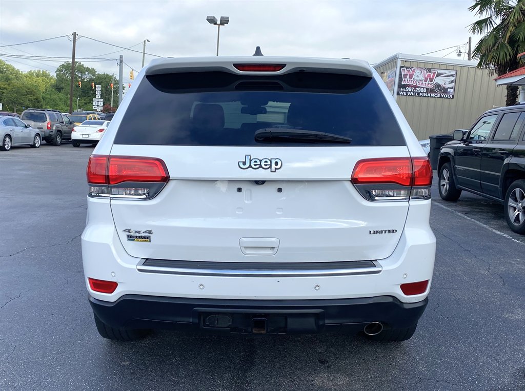 2015 Jeep Cherokee - $10,500