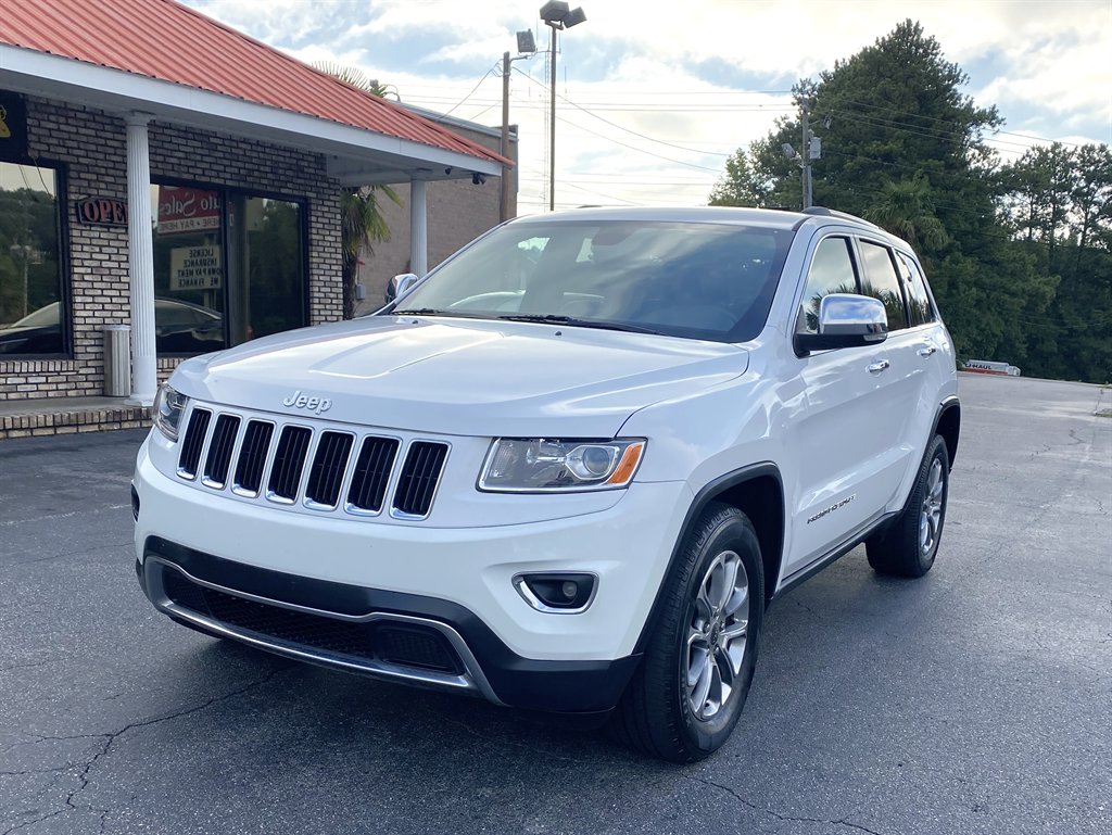 2015 Jeep Cherokee - $10,500