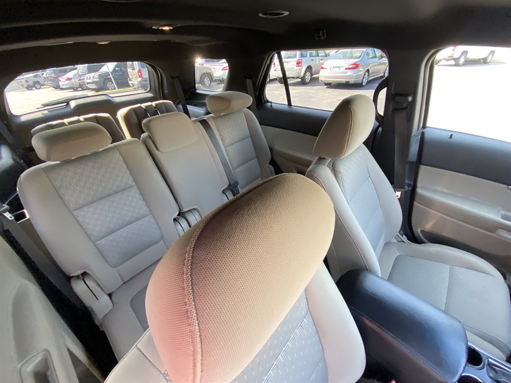 2012 Ford Explorer - $11,995