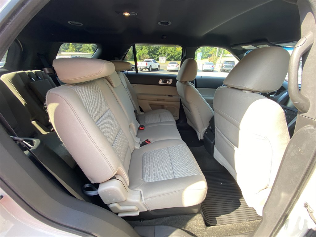 2012 Ford Explorer - $11,995