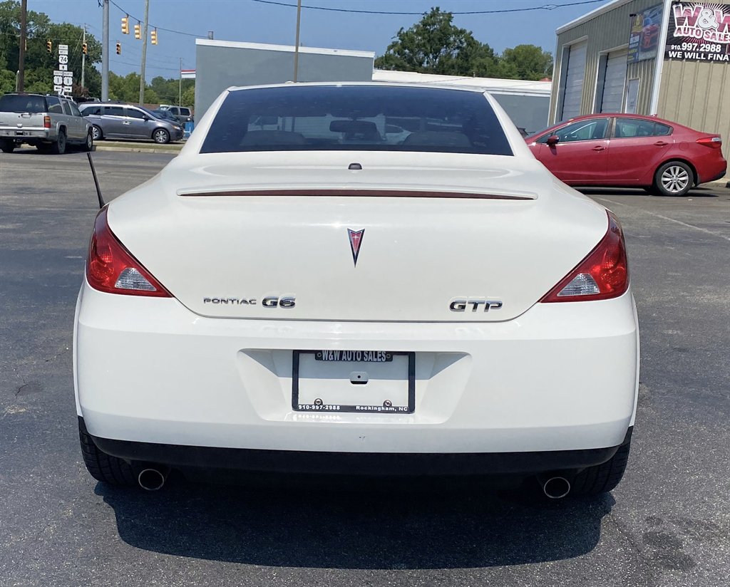 2006 Pontiac G6 - $7,995