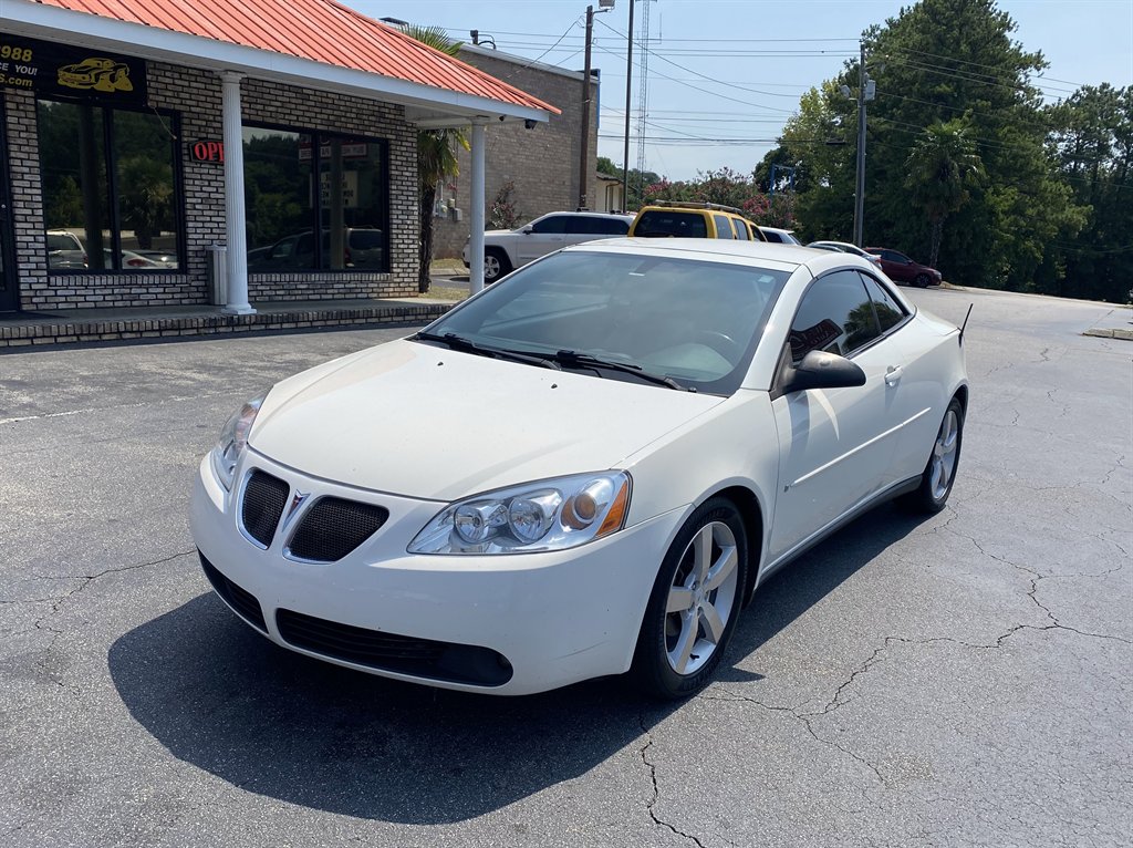 2006 Pontiac G6 - $7,995