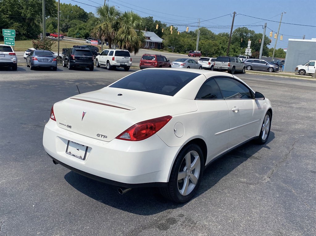 2006 Pontiac G6 - $7,995
