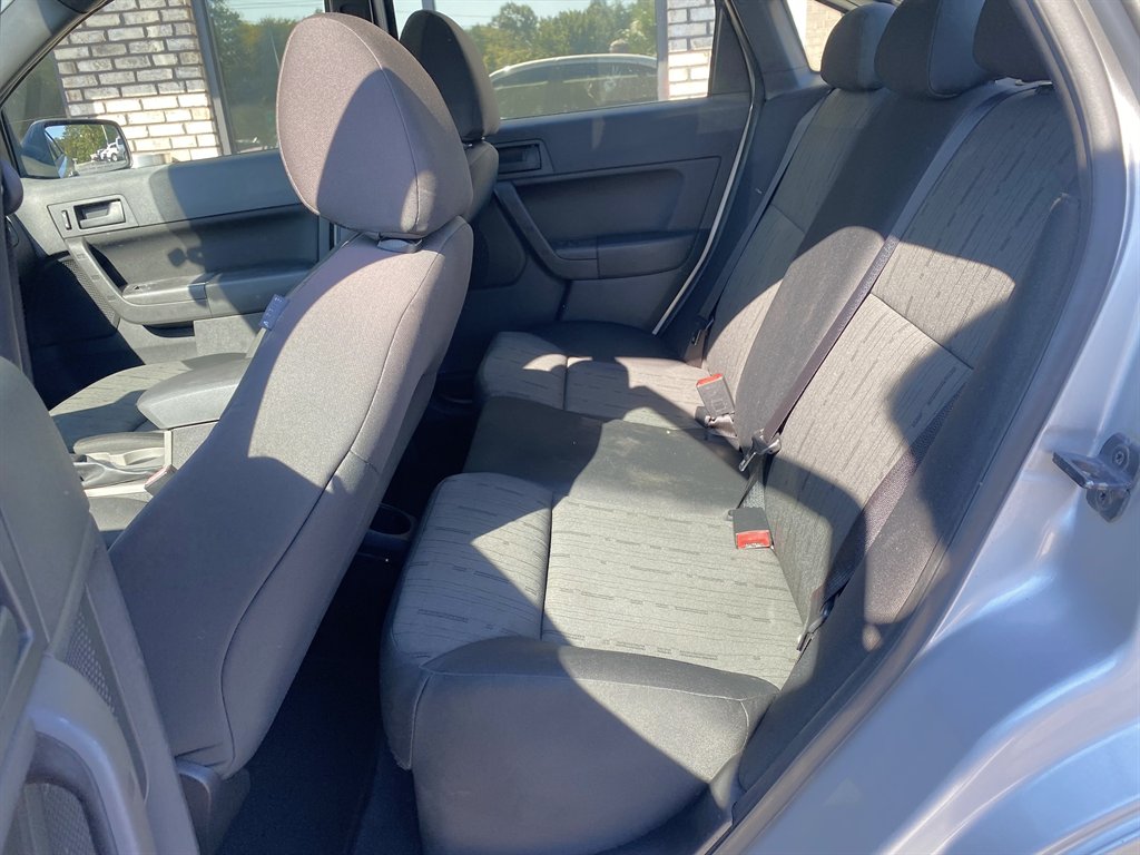2010 Ford Focus - $7,495