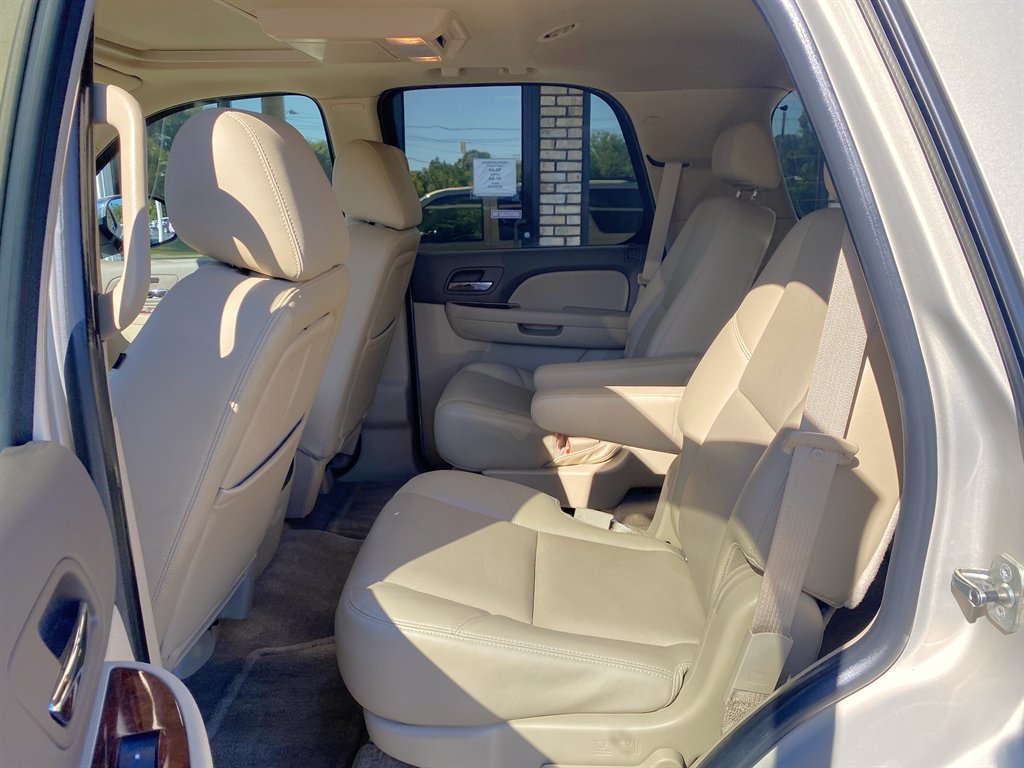 2010 Chevrolet Tahoe - $13,995