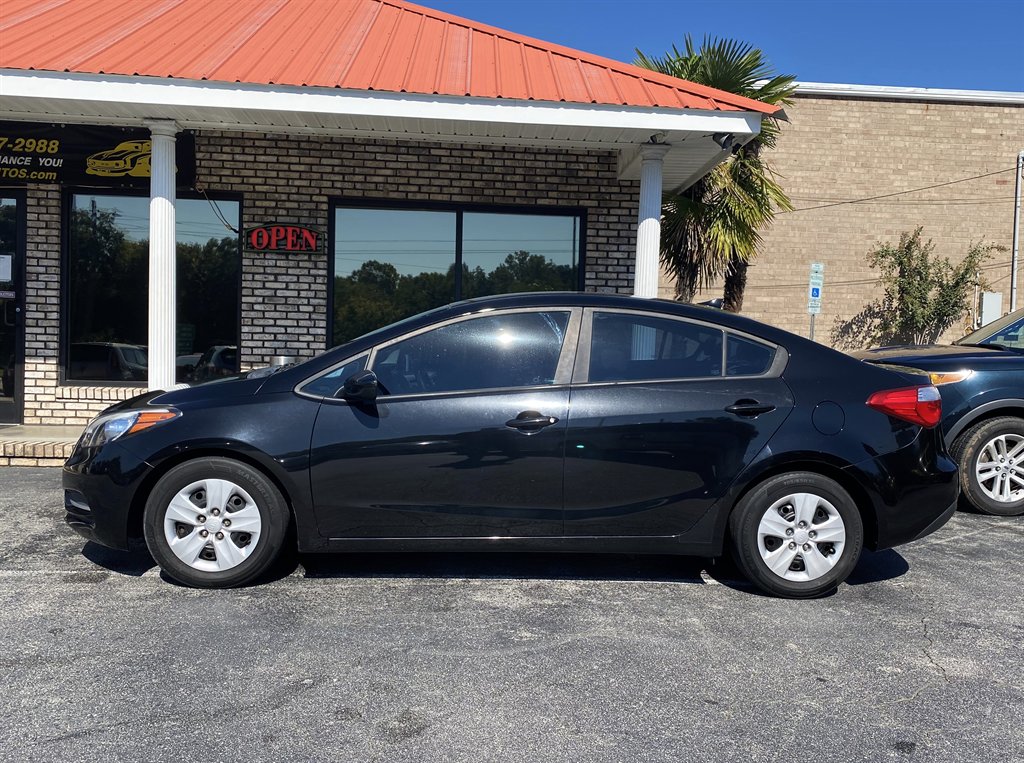 2016 Kia Forte - $9,195