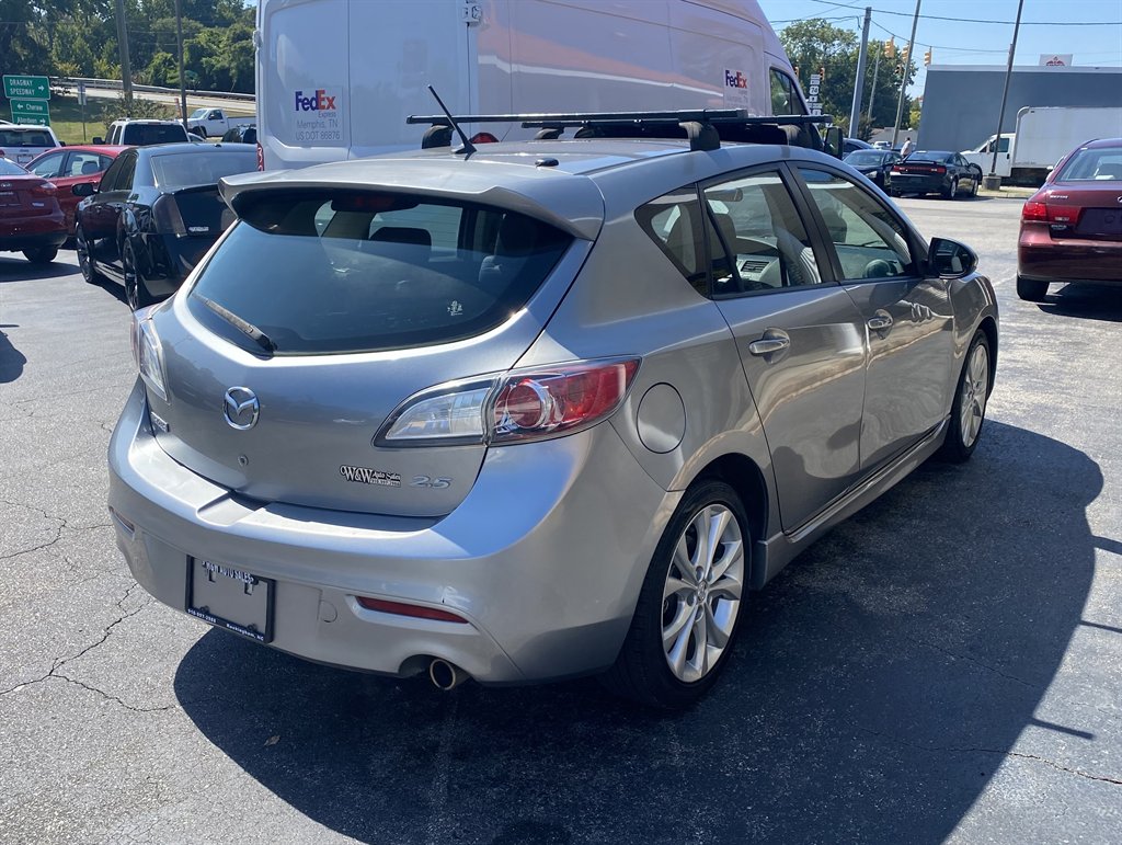 2011 MAZDA MAZDA3 - $8,695