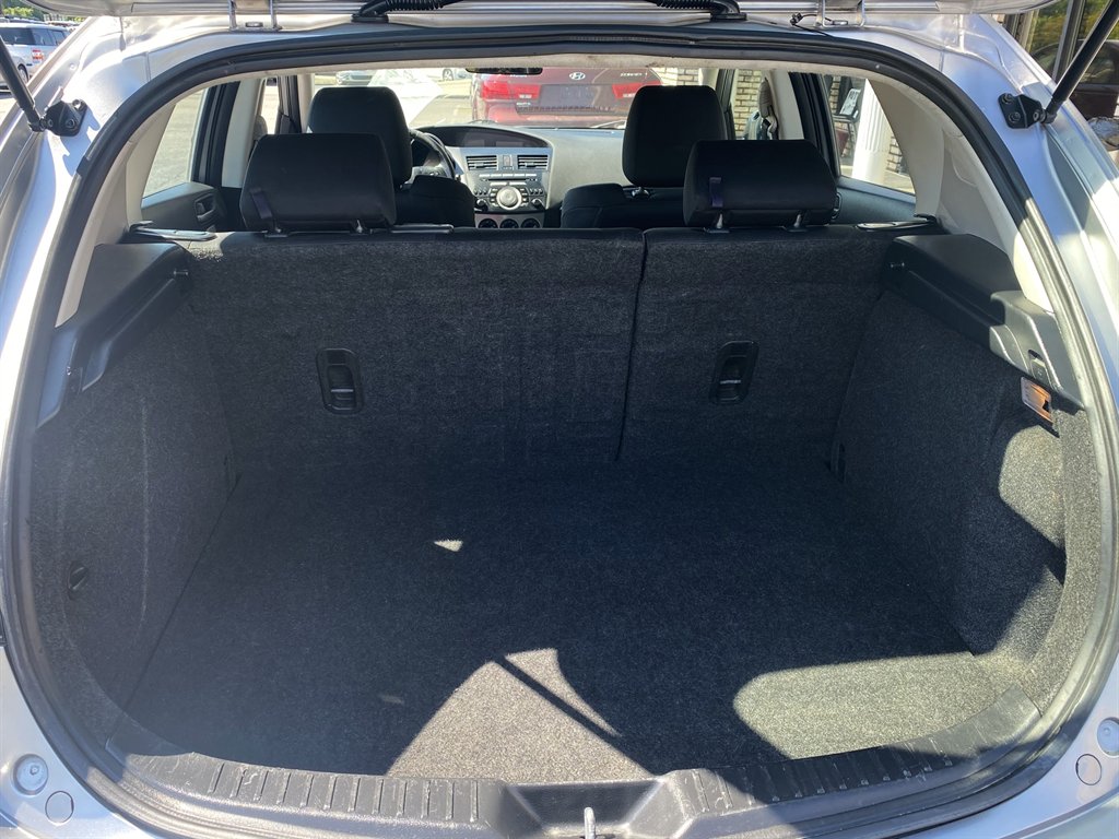 2011 MAZDA MAZDA3 - $8,695