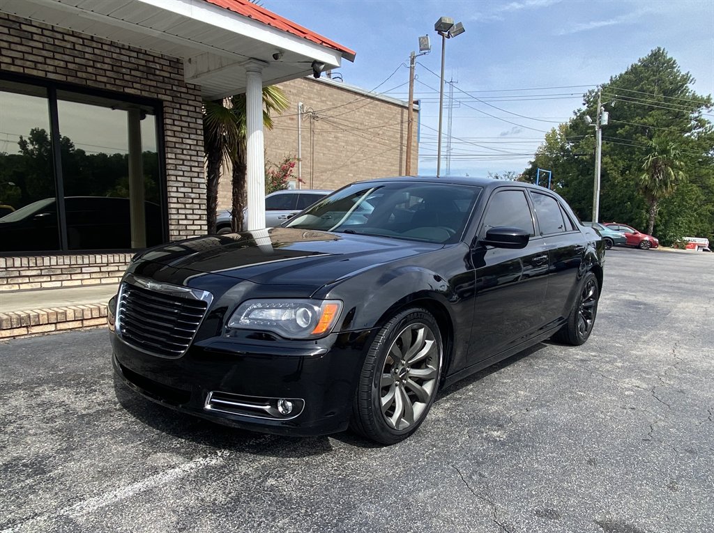 2014 Chrysler 300 - $5,995