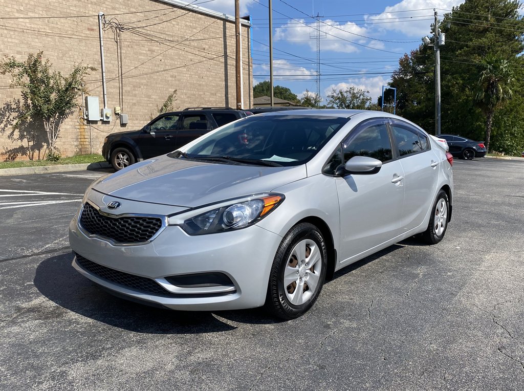 2016 Kia Forte - $8,695