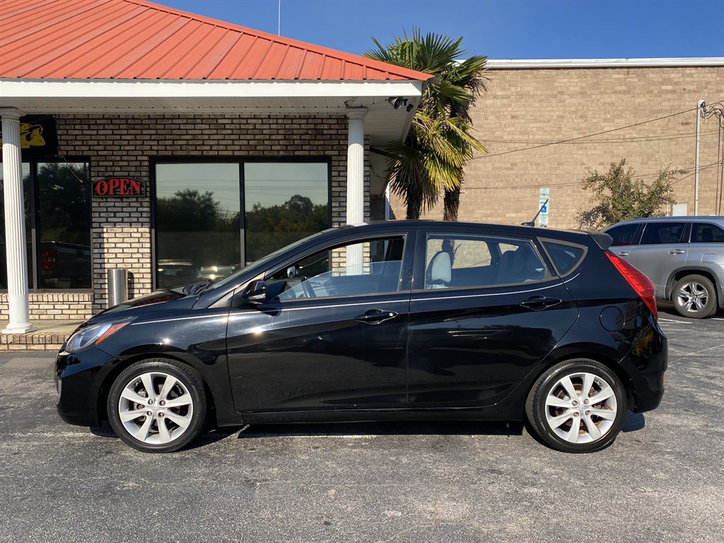 2013 Hyundai Accent - $8,695