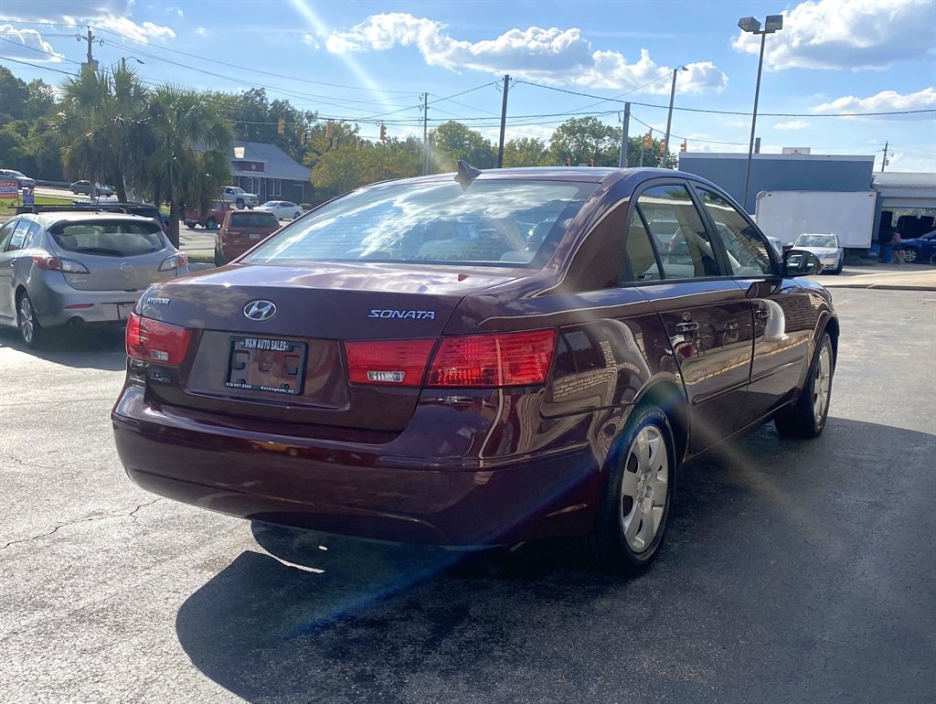 2009 Hyundai Sonata - $8,695