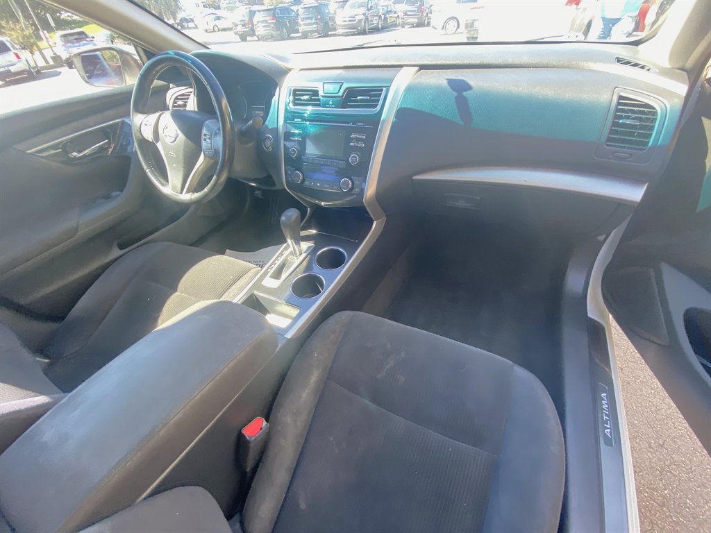 2013 Nissan Altima - $7,995