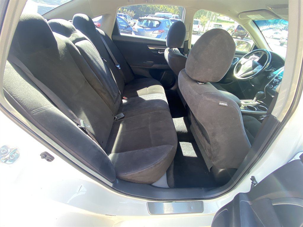2013 Nissan Altima - $7,995