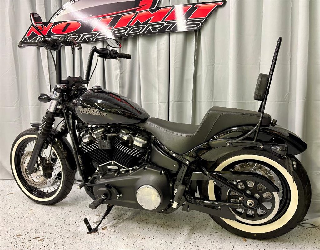 2019 Harley-Davidson FLTRXSE CVO Road Glide - $9,495