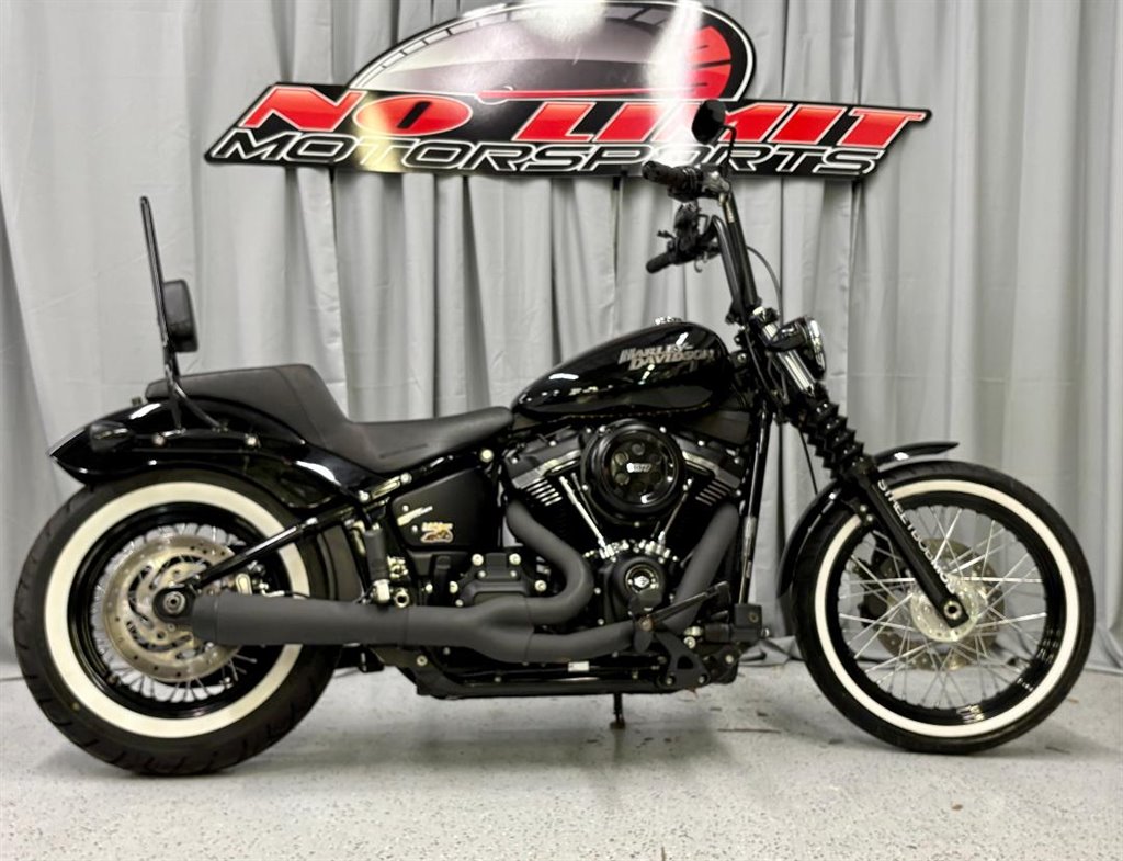 2019 Harley-Davidson FLTRXSE CVO Road Glide - $9,495
