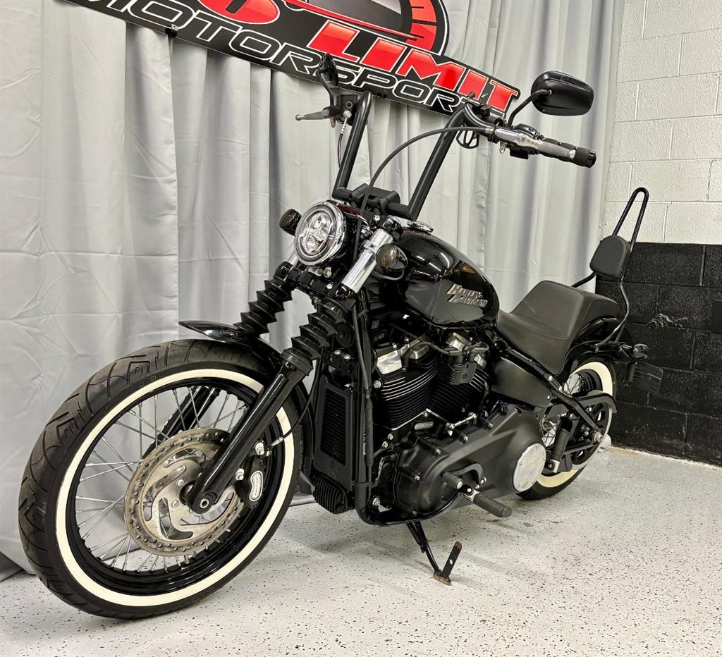 2019 Harley-Davidson FLTRXSE CVO Road Glide - $9,495